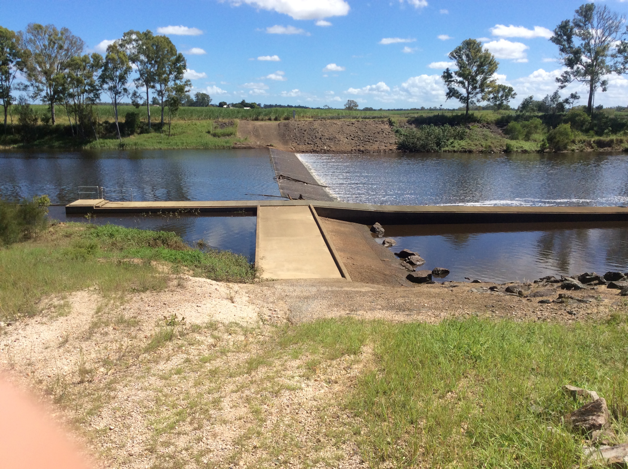 Tinana Barrage Photo by Roy Goldenstein